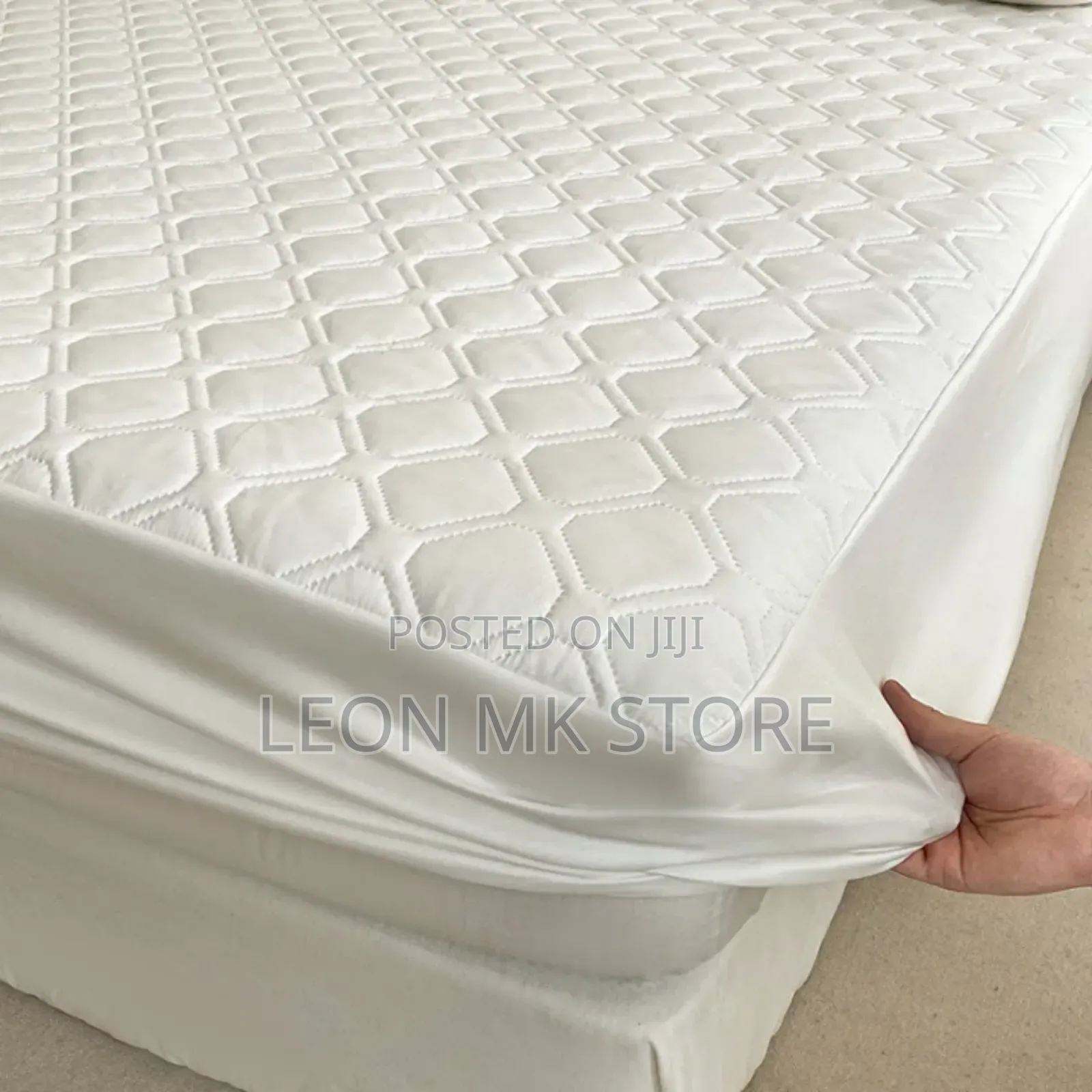 Elastic Band Quilted Water Protectors