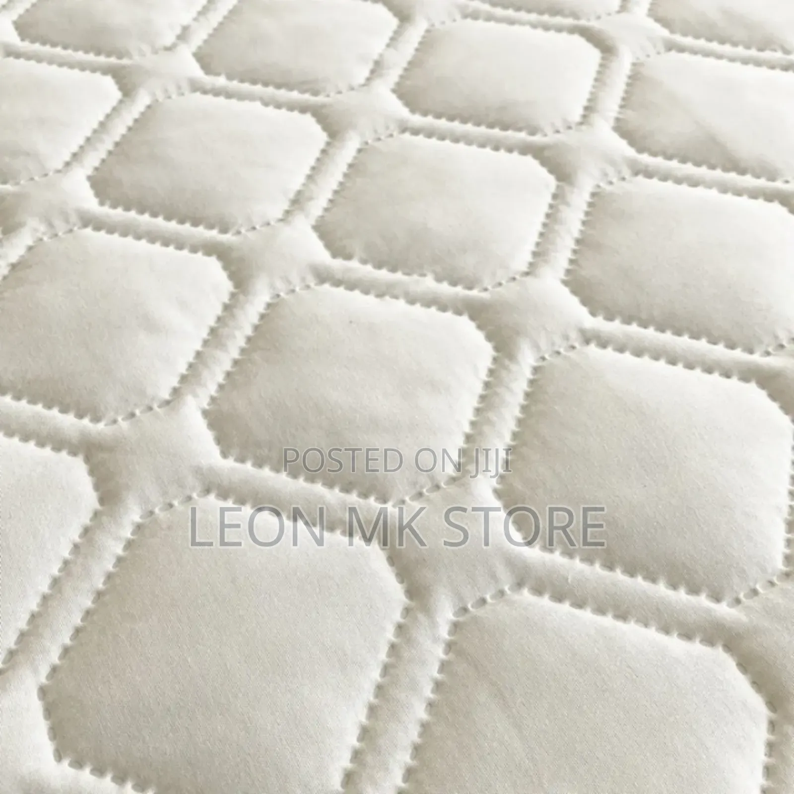 Elastic Band Quilted Water Protectors