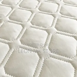 Elastic Band Quilted Water Protectors