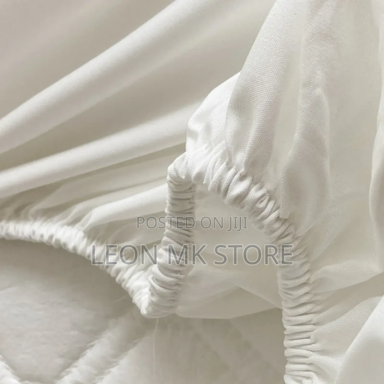 Elastic Band Quilted Water Protectors