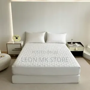 Crystal Velvet Thicken Quilted Mattress Covers