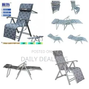 Folding Zero Gravity Reclining Chair With Easy Push Back Feature