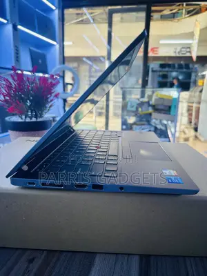 Laptop Lenovo ThinkPad T14s G4 16GB Intel Core I5 SSD 512GB