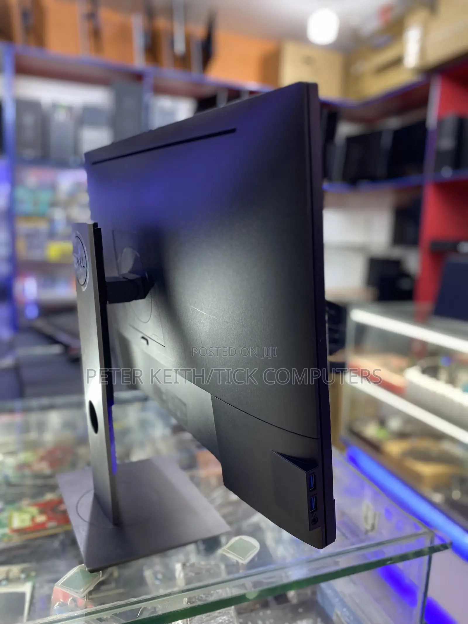 Camera Ips Dell P2418hzm Is a 24 Inches Full Hd With Inbuilt Speakers