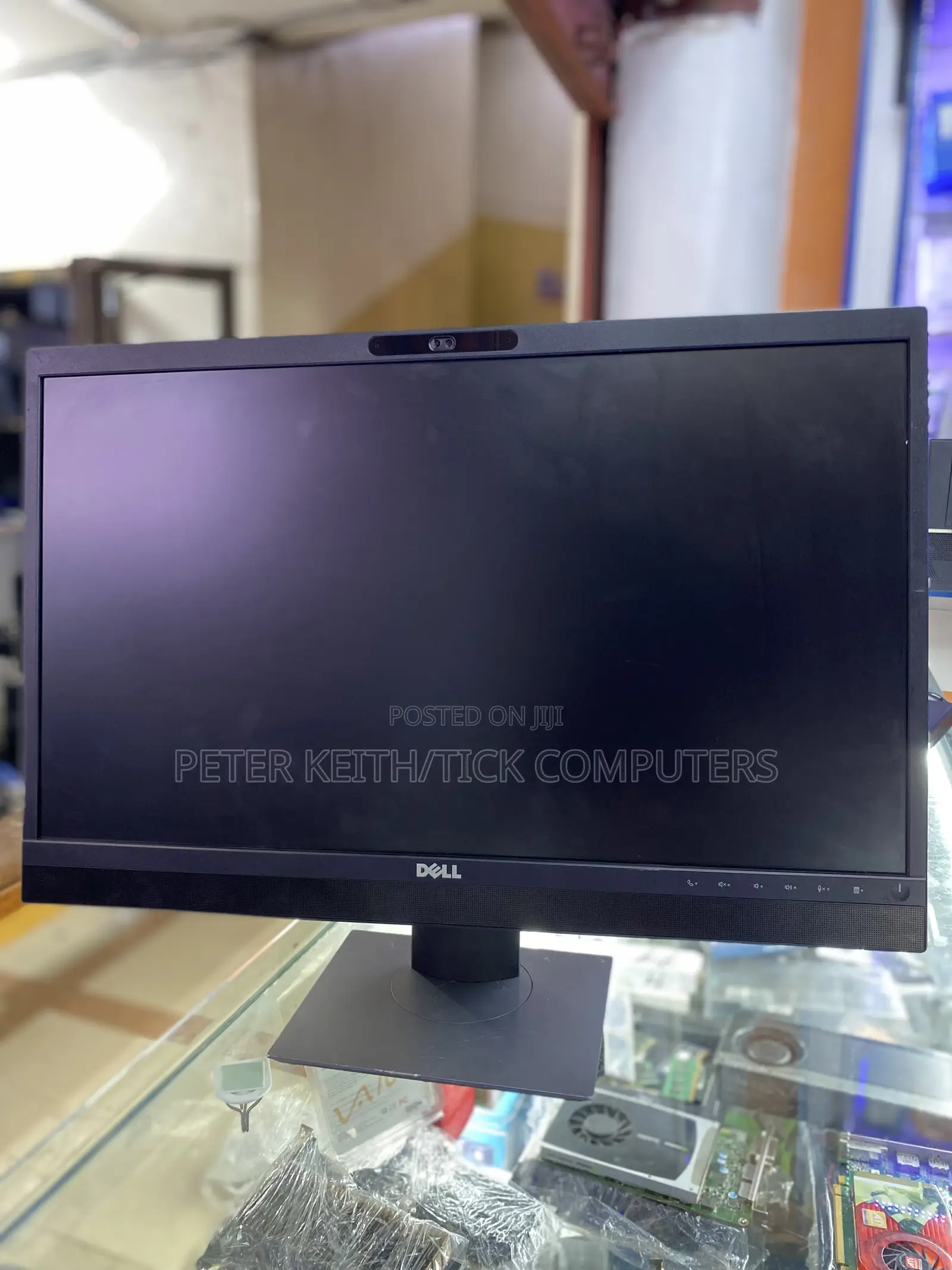 Camera Ips Dell P2418hzm Is a 24 Inches Full Hd With Inbuilt Speakers