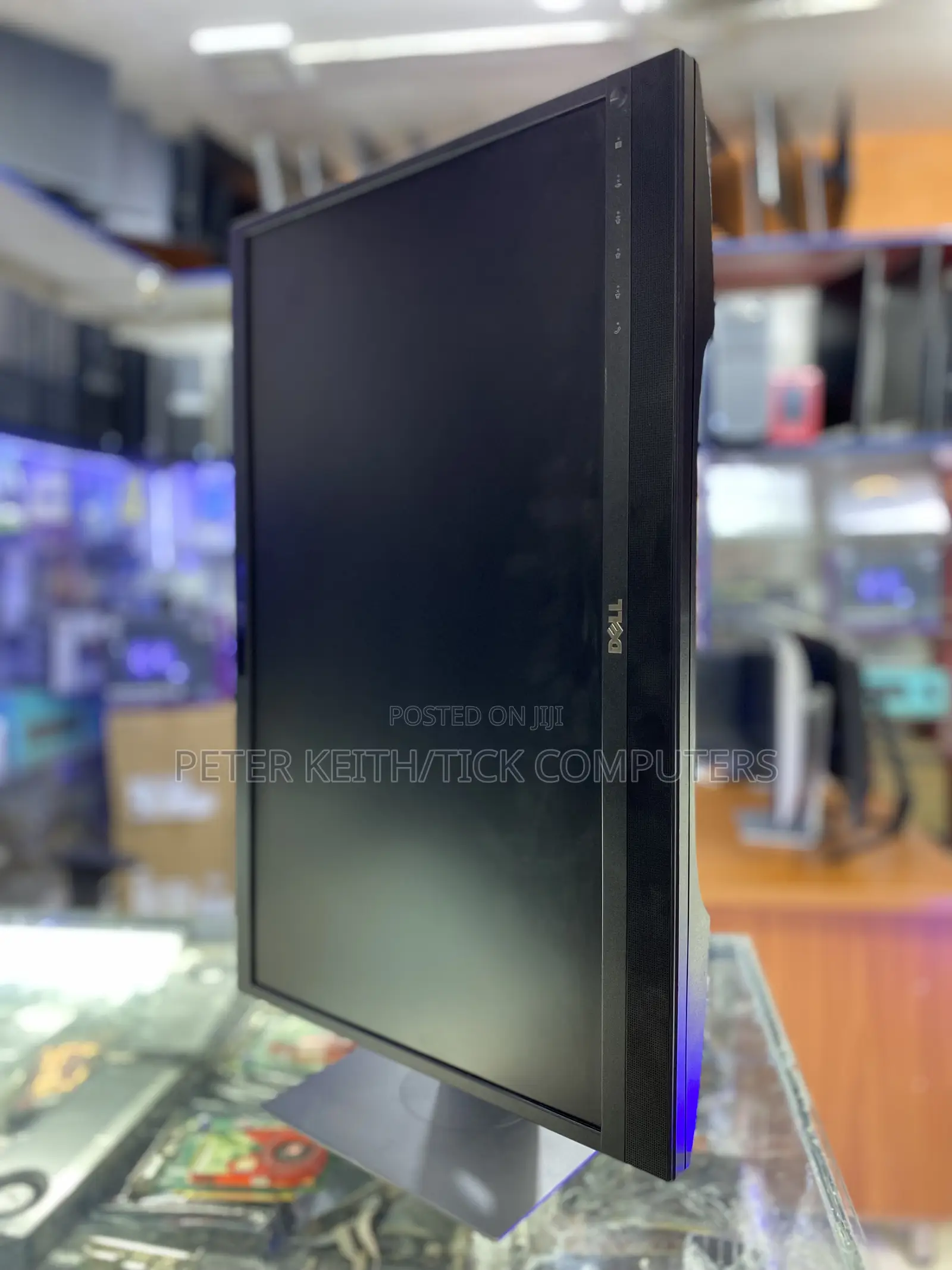 Camera Ips Dell P2418hzm Is a 24 Inches Full Hd With Inbuilt Speakers