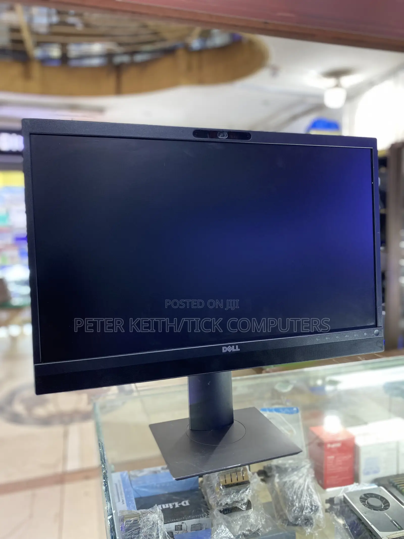 Camera Ips Dell P2418hzm Is a 24 Inches Full Hd With Inbuilt Speakers
