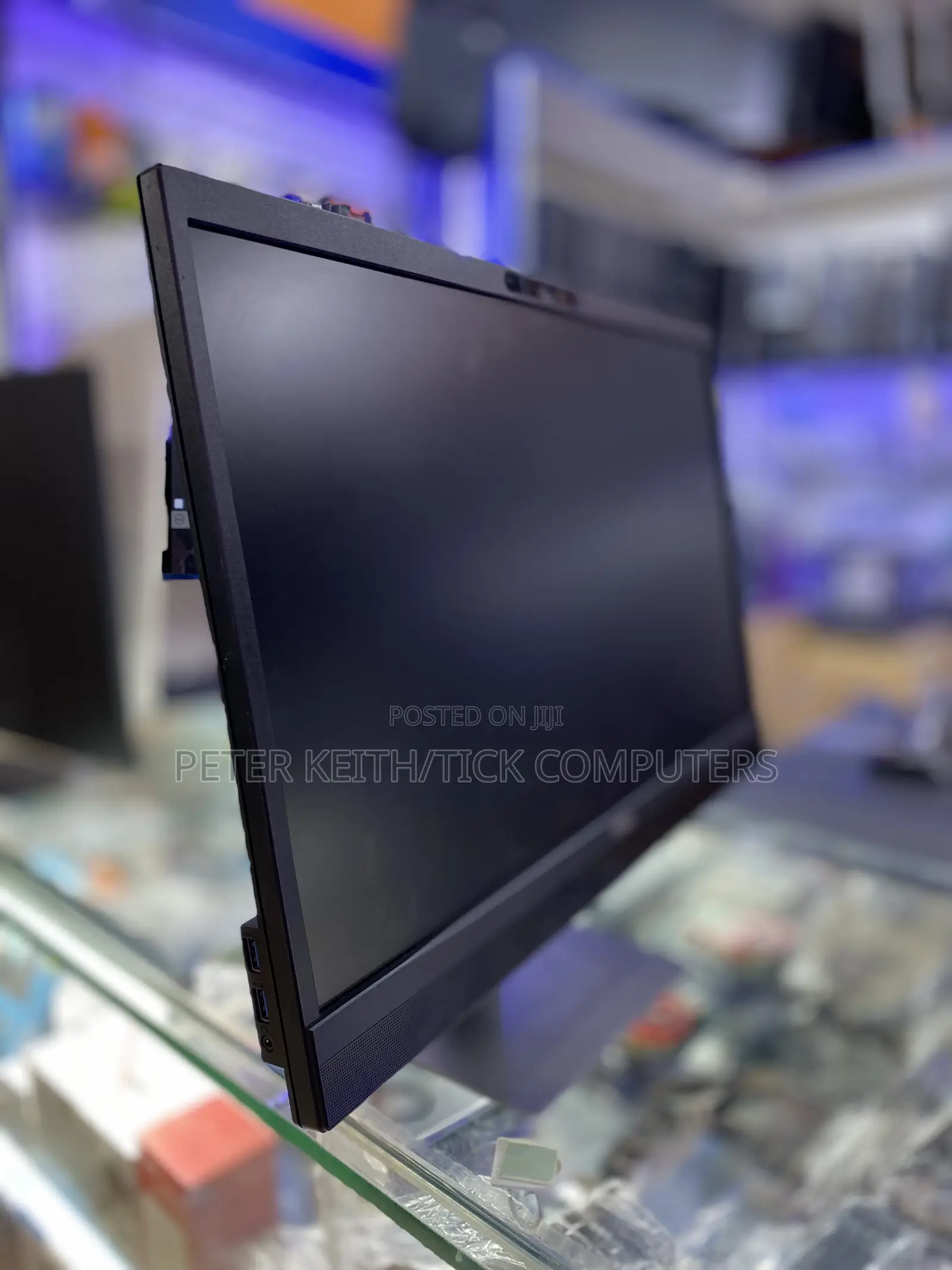 Camera Ips Dell P2418hzm Is a 24 Inches Full Hd With Inbuilt Speakers