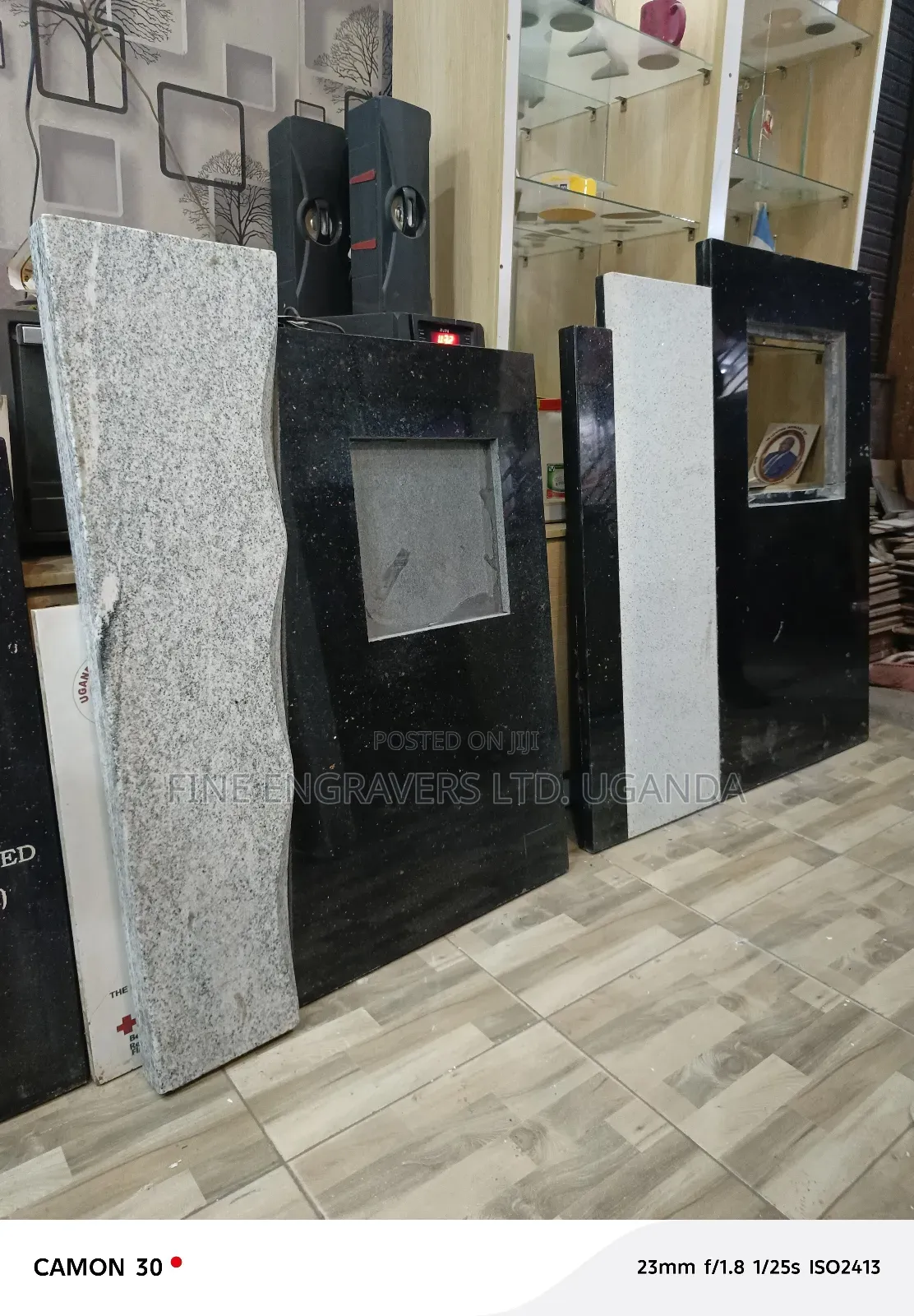 Tomb/Gravestone