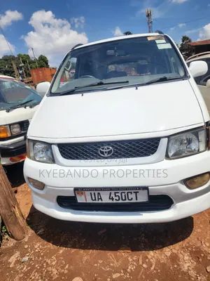 Toyota Regius 1998 White