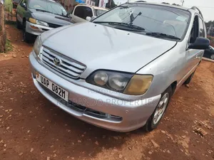Toyota Ipsum 1999 Silver