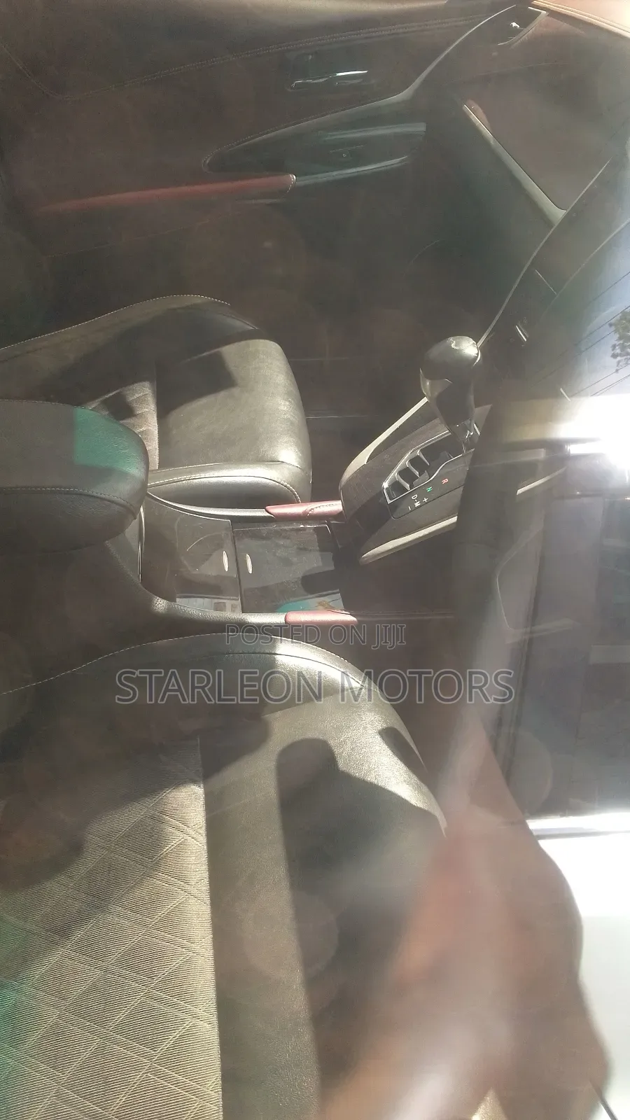 Toyota Harrier 2.0 2017 White