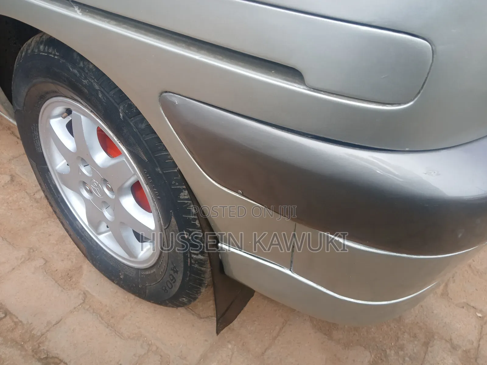 Toyota Raum 1999 Silver