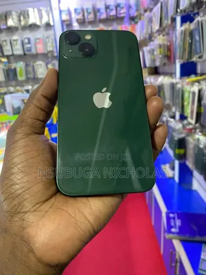 Apple iPhone 13 128 GB Green