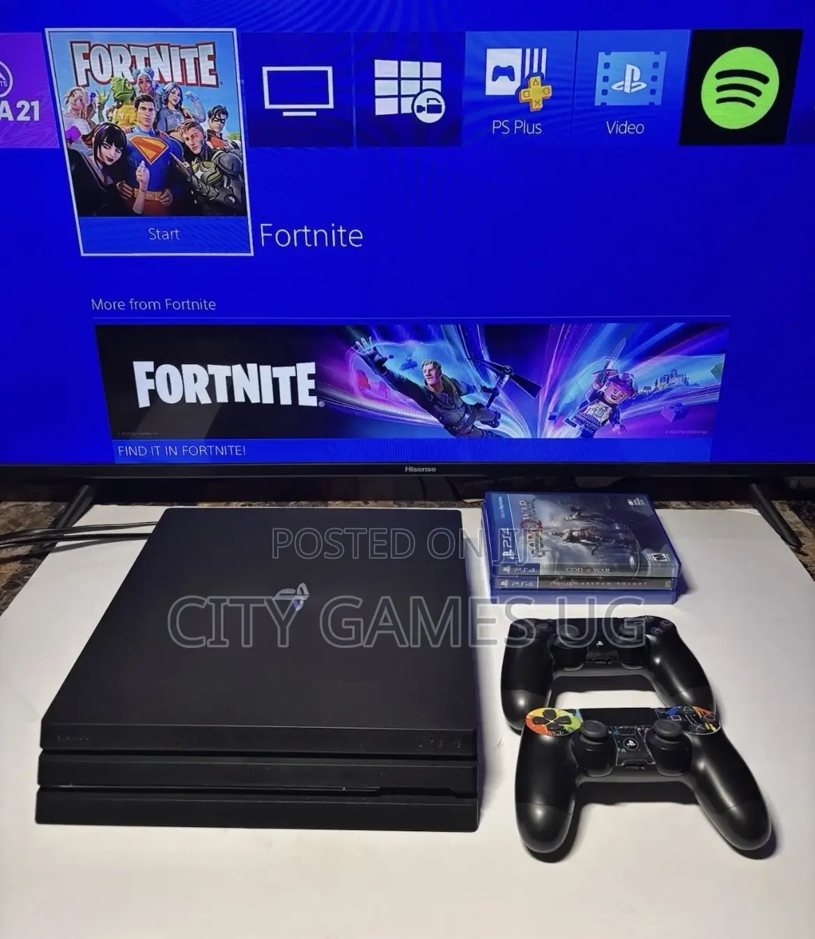 Sony Playstation 4 Pro 1tb Console 2 Controllers and 3 Games
