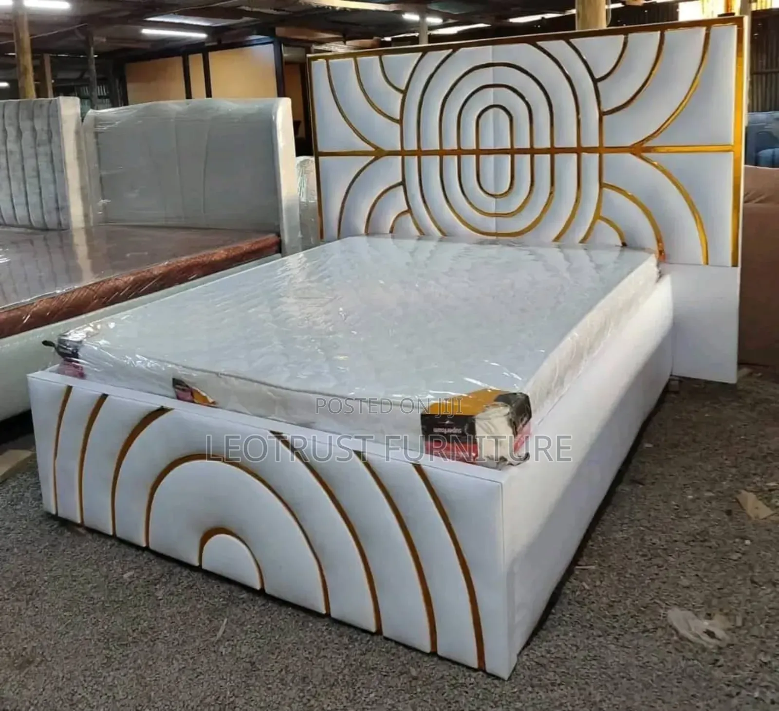 Gazaa Bed in White Color
