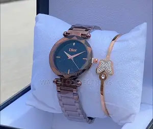 Women's Watch With a Bracelet