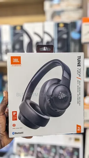 JBL Tune 720bt – Wireless Over-Ear Headphones