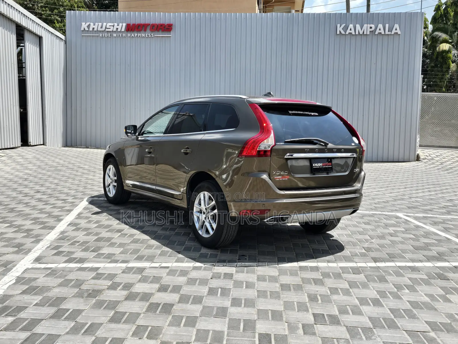 Volvo XC60 2016 Brown