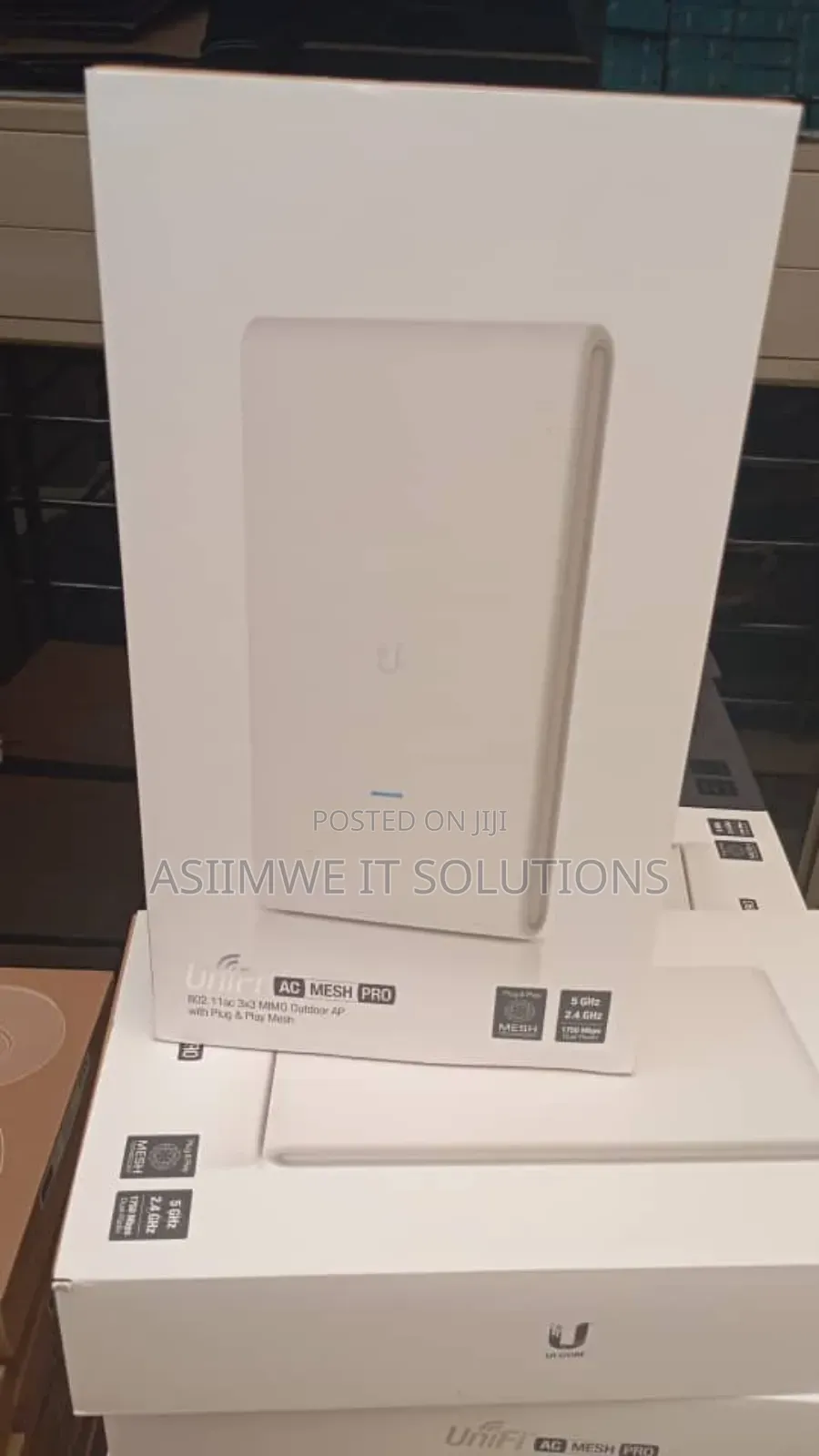Ubiquiti Unifi Ac Mesh Pro Access Point.