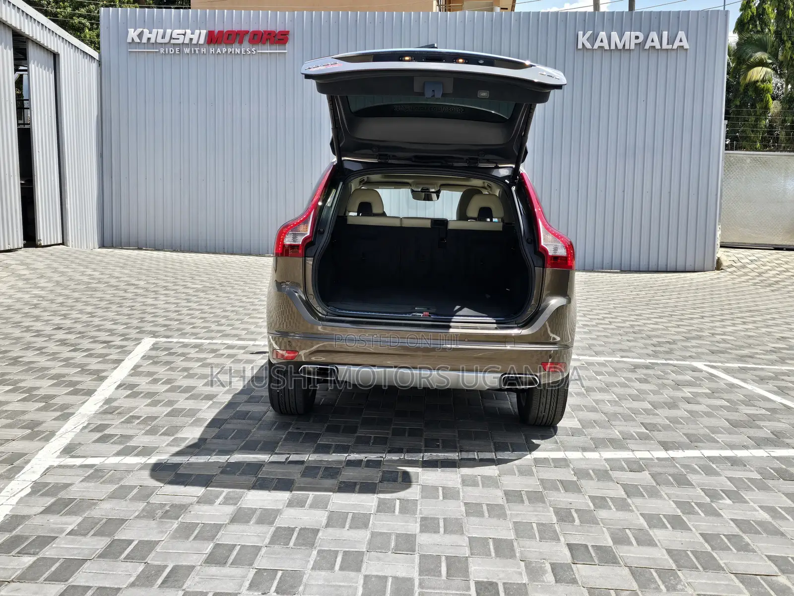 Volvo XC60 2016 Brown