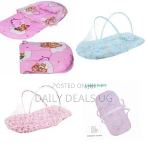 Fingers Doodle Dynasty Baby Sleeping Bed With Mosquito Net, 100%