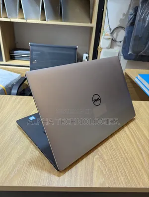 Laptop Dell Precision 5520 16GB Intel Core I7 SSD 256GB