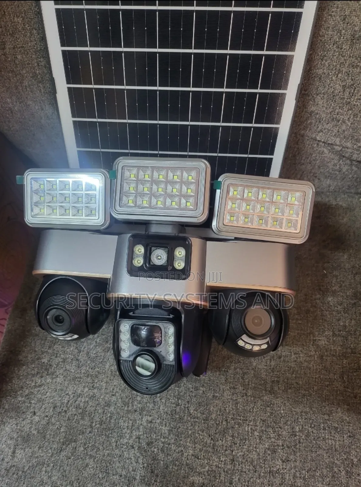 12mp Solar Camera With 3 Rotating Lenses and Flood Lights -5g Network