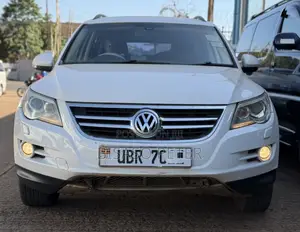Volkswagen Tiguan 2010 White