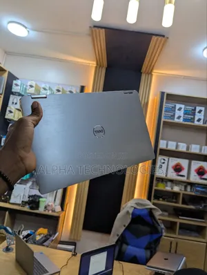 Laptop Dell Latitude 7400 8GB Intel Core I5 SSD 256GB