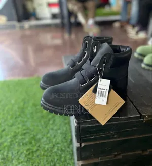 Timberland Convenience Boots. Black
