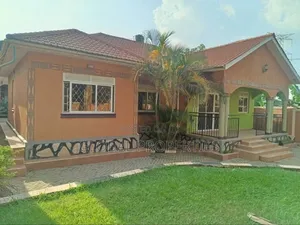 3bdrm House in Jjogo, Central Division for sale