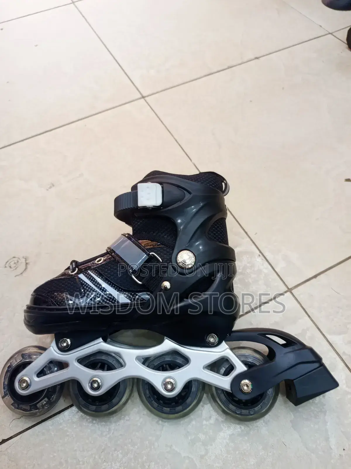 Adjustable Inline Skate.