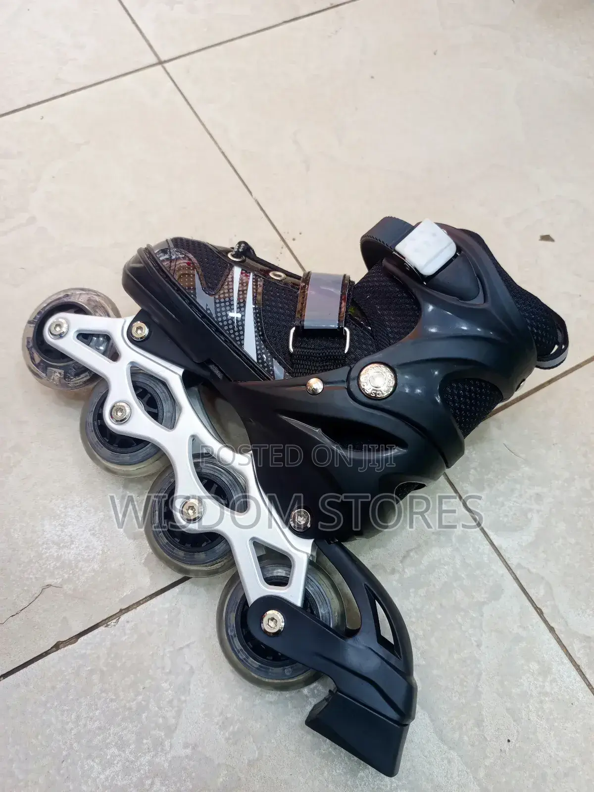 Adjustable Inline Skate.