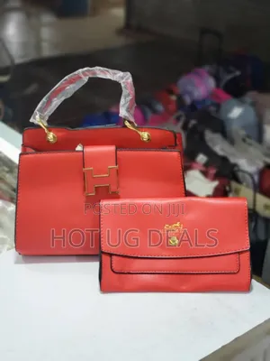 Ladies Classic Handbag