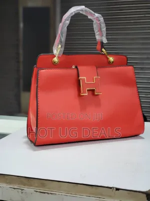 Ladies Classic Handbag