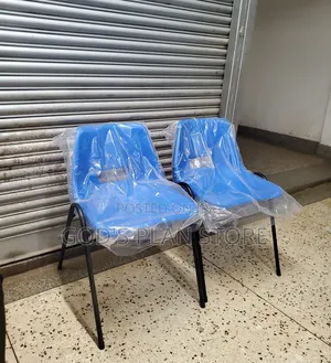 Avenue Blue Plastic Chairs Plastic Chairs