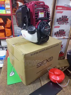 Honda 4 Stroke Brush Cutter/ Grass Cutter