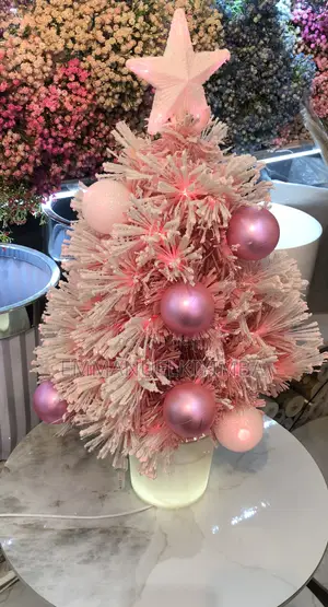Chrismas Tree With Ball Decoration