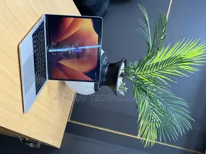 Laptop Apple MacBook 2020 16GB Intel Core i5 SSD 500GB