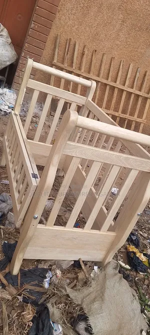 Classic Varnished Baby Crib