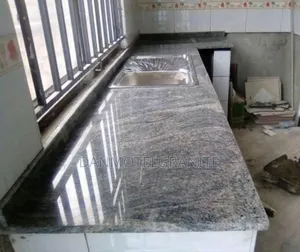 Grey Granite – The Flow of Natural Elegance