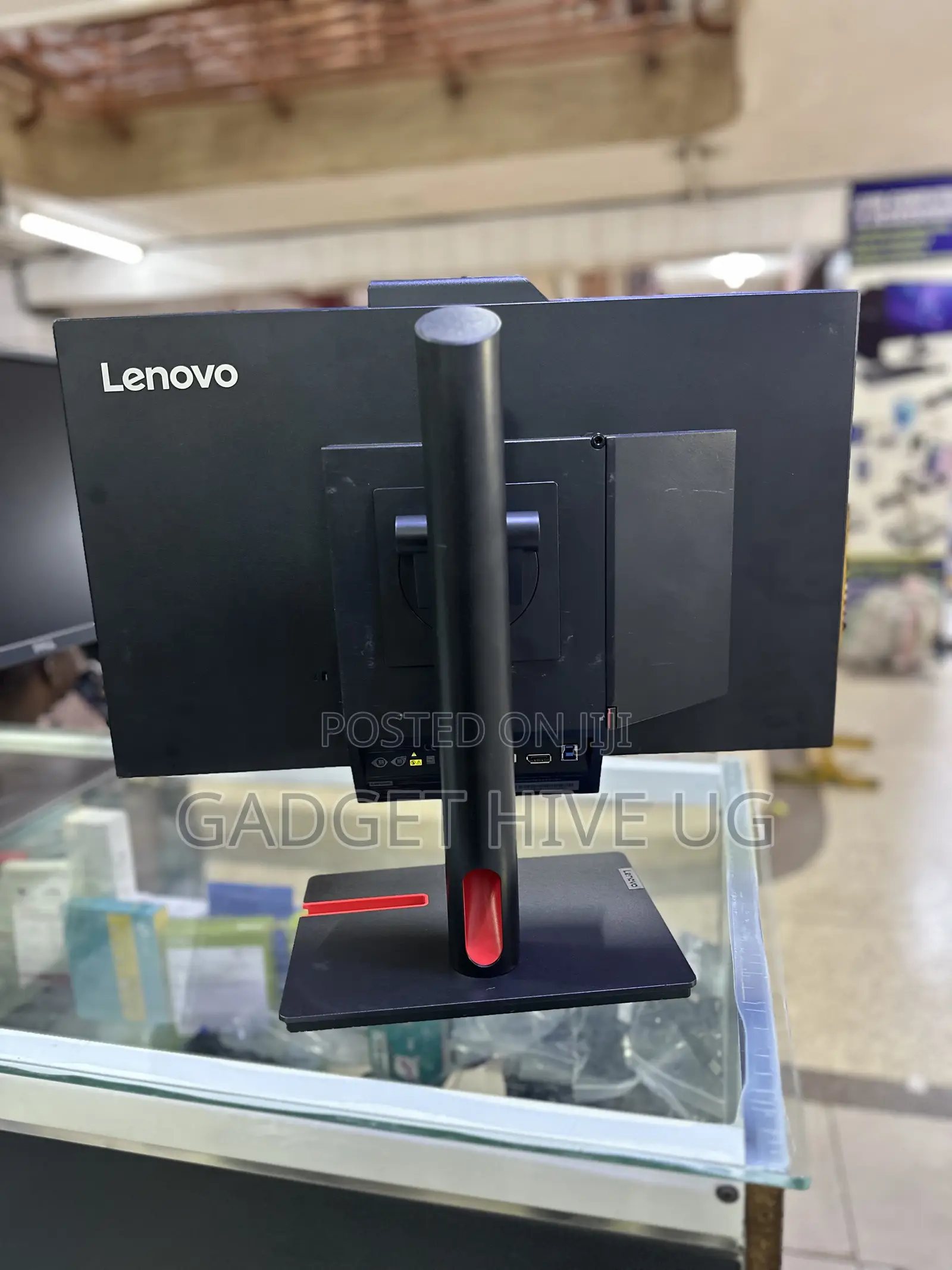 Desktop Computer Lenovo ThinkCentre 24 8GB Intel Core I5 HDD 500GB
