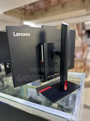 Desktop Computer Lenovo ThinkCentre 24 8GB Intel Core I5 HDD 500GB