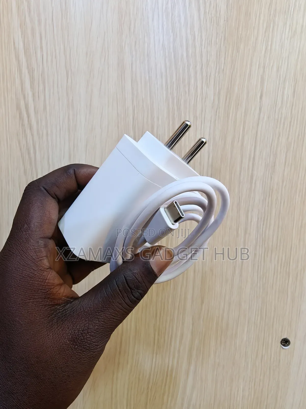 Oppo 80 Watts Charger