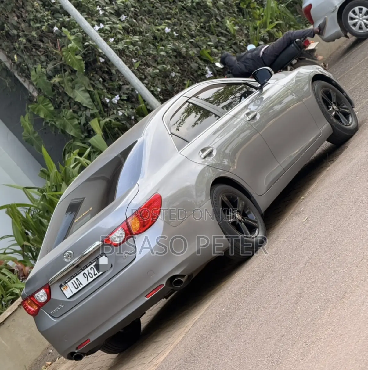 Toyota Mark X 2.5 AWD 2011 Gray