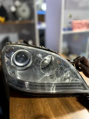 Mercedes Benz Ml Class W164 Headlights 2005-2008