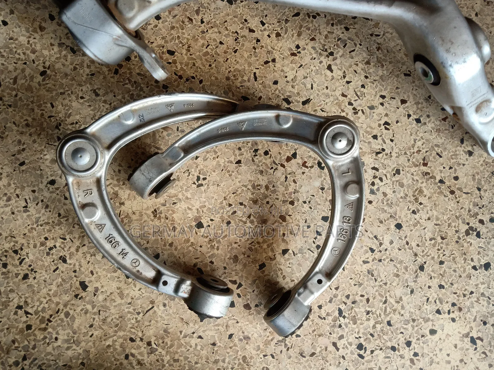 Mercedes Ml Class W166 Upper Control Arms