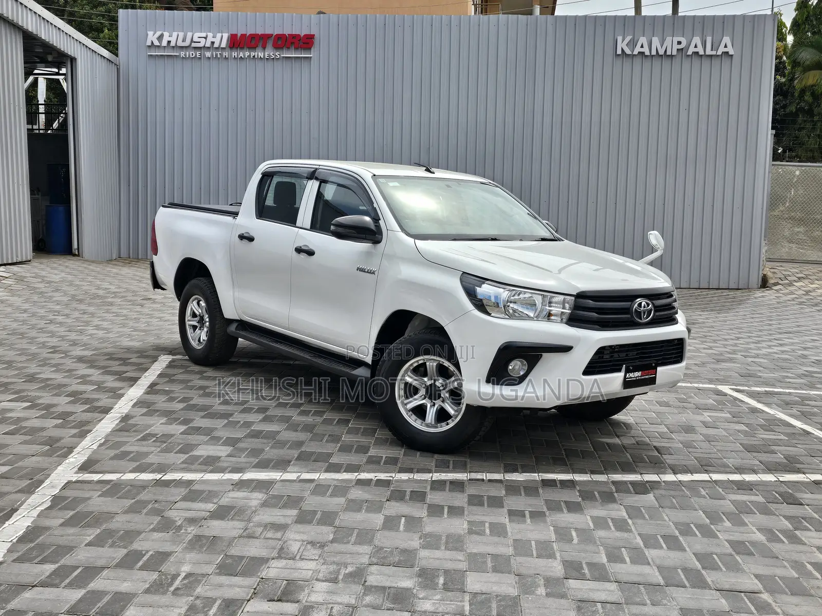 Toyota Hilux 2017 White