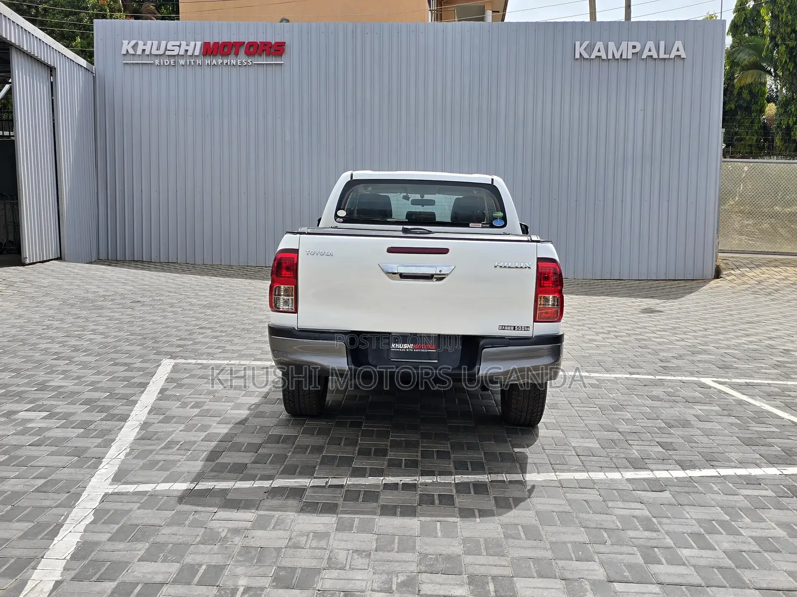 Toyota Hilux 2017 White